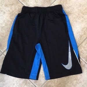 Boys Nike Athletic Shorts—Sz Youth Large